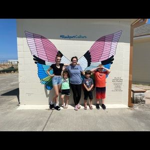 Meet your Posher, Deana